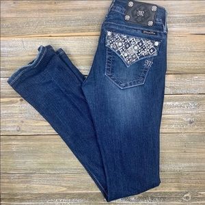 jeans with diamonds on back pockets